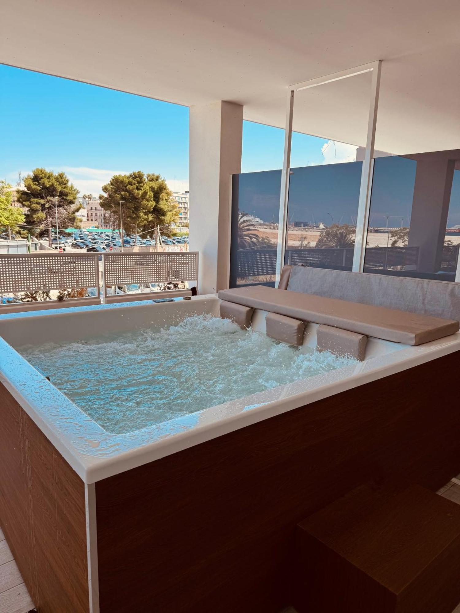 Marisabella Suite Spa 4 バーリ エクステリア 写真